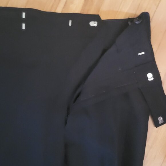 Men’s Black Tuxedo by Savile Row - Picture 4 of 8